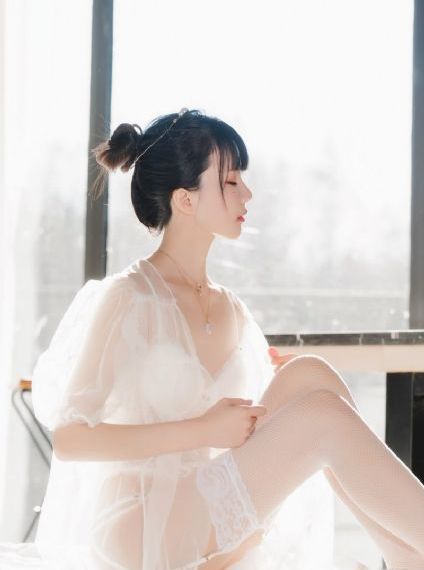 李采潭朋友的妈妈_BDBD在线观看