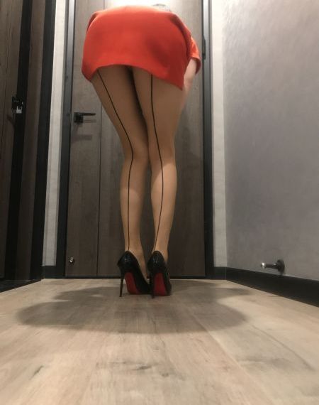 女儿的闺蜜6在完整视频有翻译_HD超清免费观看
